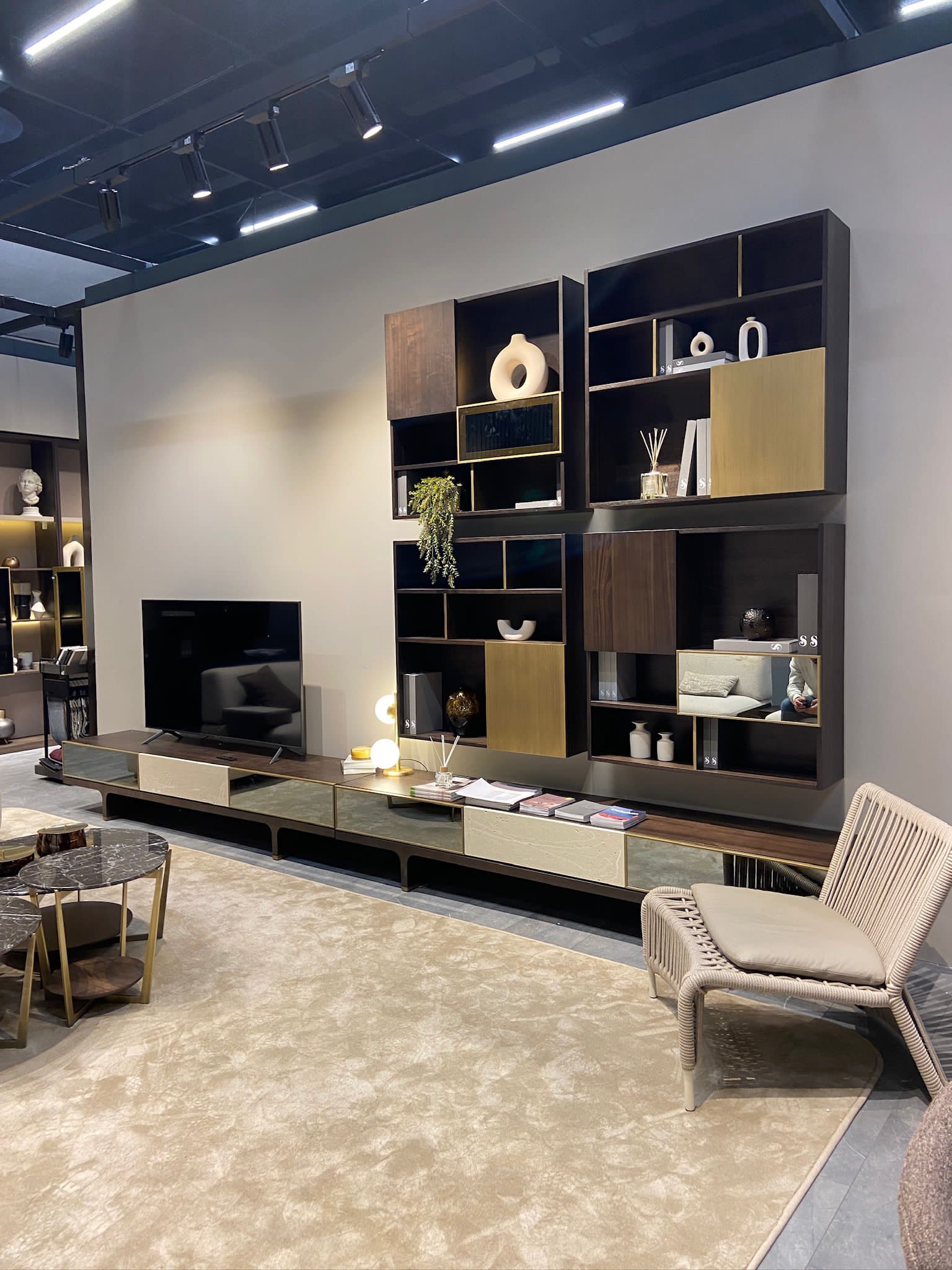 VAV Grup Exhibition Stand Project 32